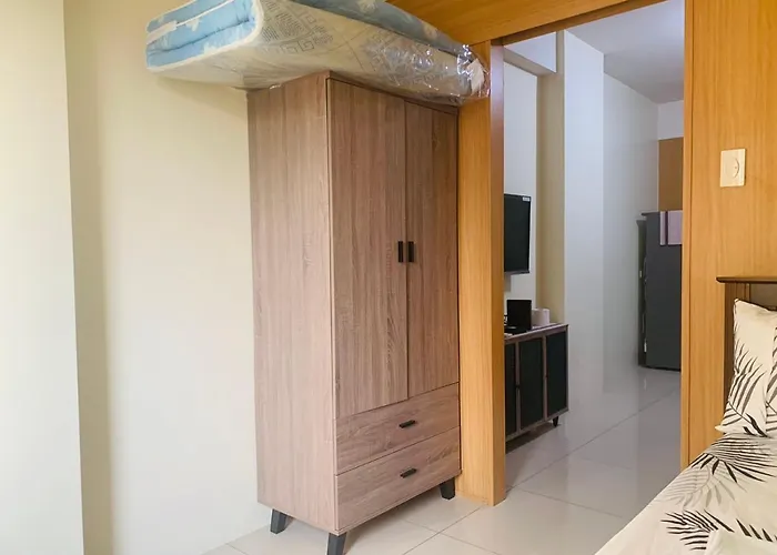 Apartment Sea Residences Val 2 *